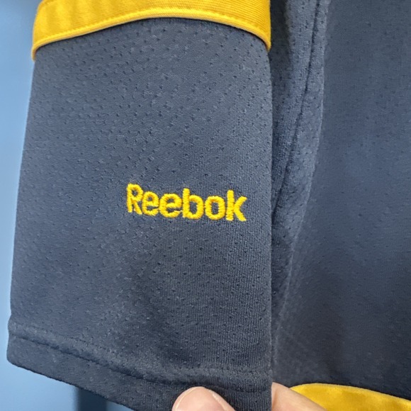 Reebok Milan Lucic #17 BOSTON BRUINS NHL Hockey Jersey Youth L/XL - Picture 4 of 8